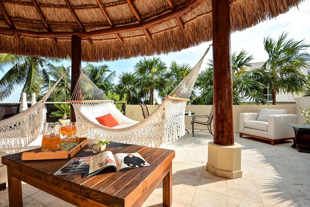 Poblado de Apoyo Diamont Villa Sleeps 10 with Pool&Air Con Playa del Carmen 0*,  México